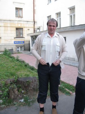 Петя плохо подготовился к схемкам, бруки не лезут