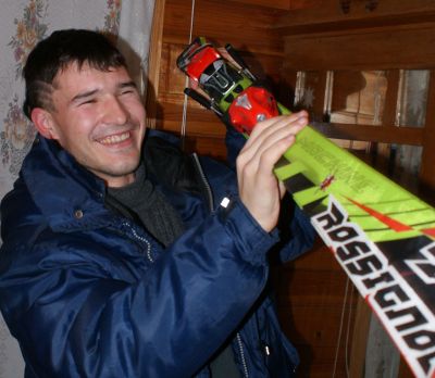 Дима ЩАСТЛИФ от своего подарка.