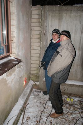 Почему-то решили написять)))в угол)