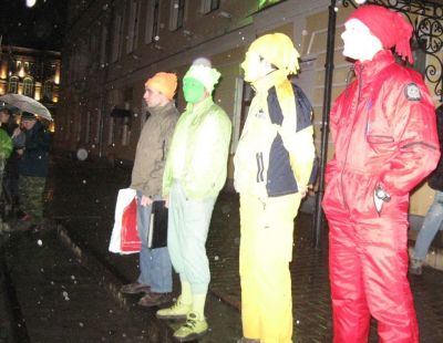 Игра 71 — В коробке с карандашами