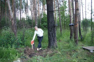 за лунопарком лес завязан...