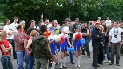 Опа-опа, зеленая ограда...