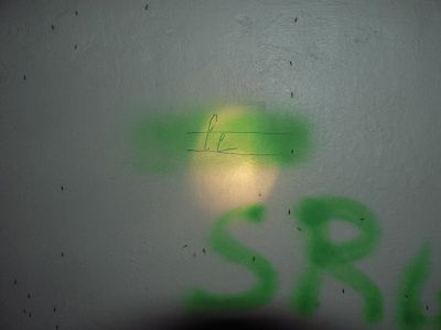 08~2